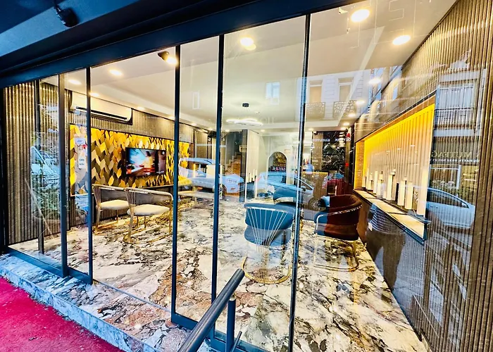 Crowned Exclusive Istambul