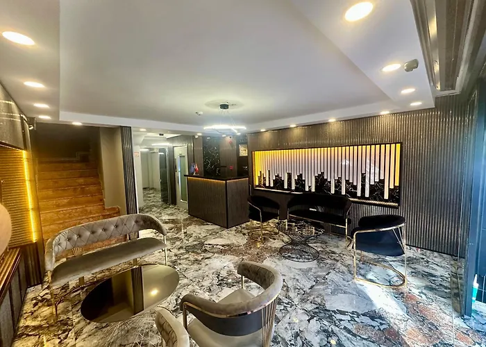 Crowned Exclusive 2* Стамбул