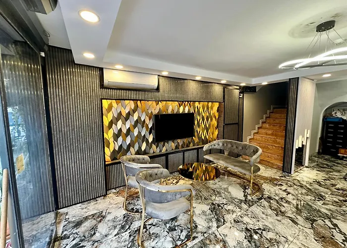 Crowned Exclusive 2* Стамбул