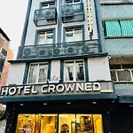 Crowned Exclusive 2*