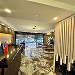 Hotel Crowned Exclusive 2*