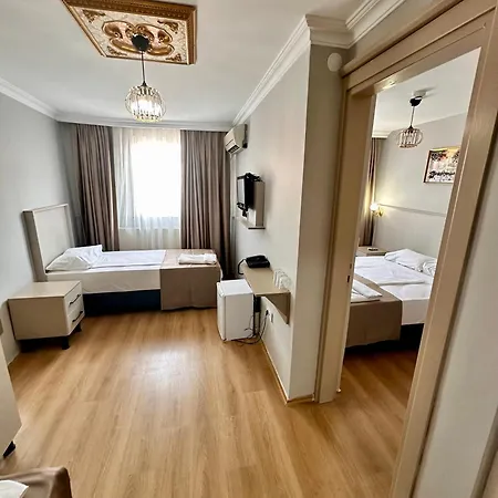 Crowned Exclusive Istambul