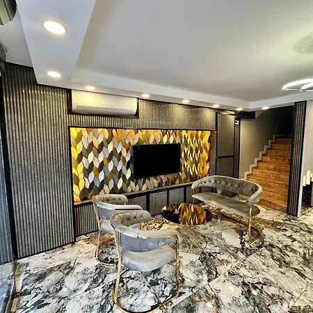 Crowned Exclusive 2* Istambul