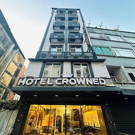 Crowned Exclusive Hotel 2*
