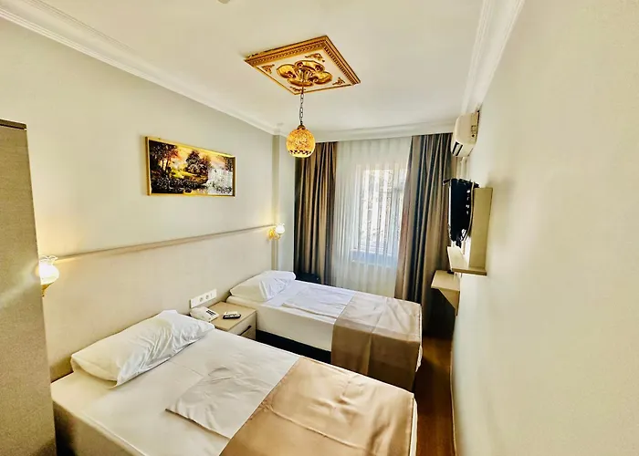 Crowned Exclusive 2* Istanbul