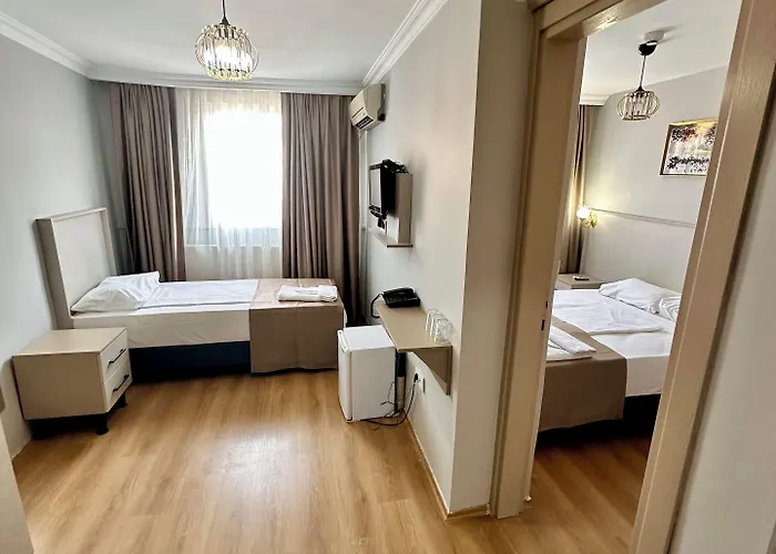 Hotel Crowned Exclusive 2*