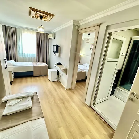 Crowned Exclusive 2* Istanbul