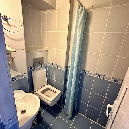 Crowned Exclusive 2* Istanbul