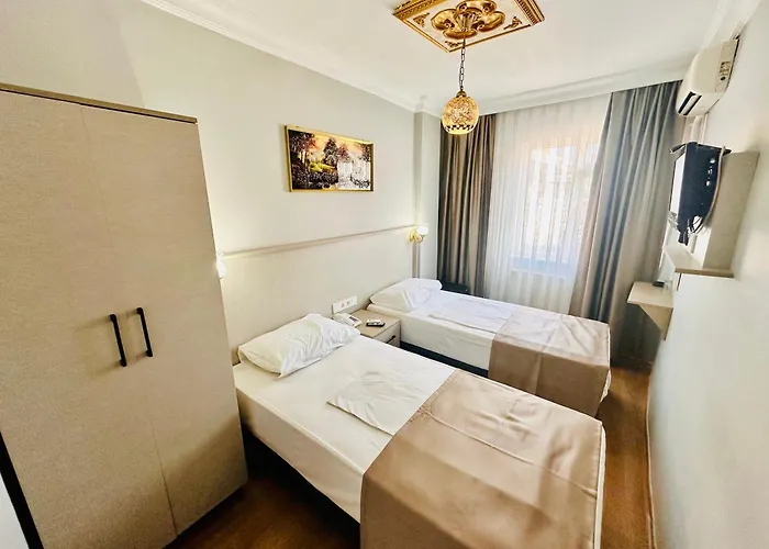 Crowned Exclusive 2* Isztambul