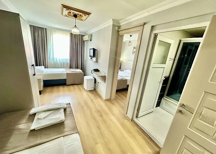 Crowned Exclusive 2* Isztambul