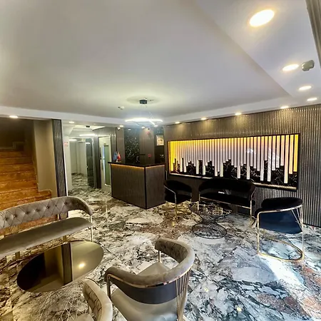 Crowned Exclusive 2* İstanbul