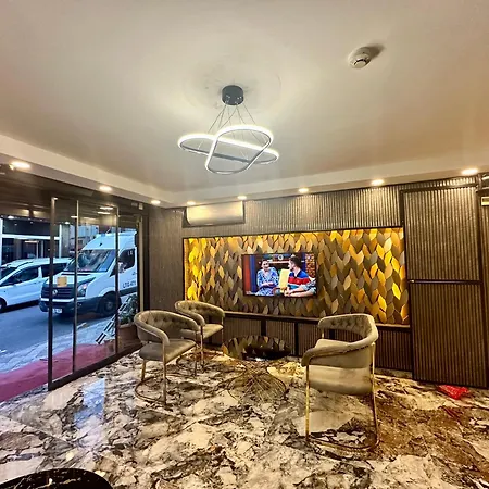 Otel Crowned Exclusive